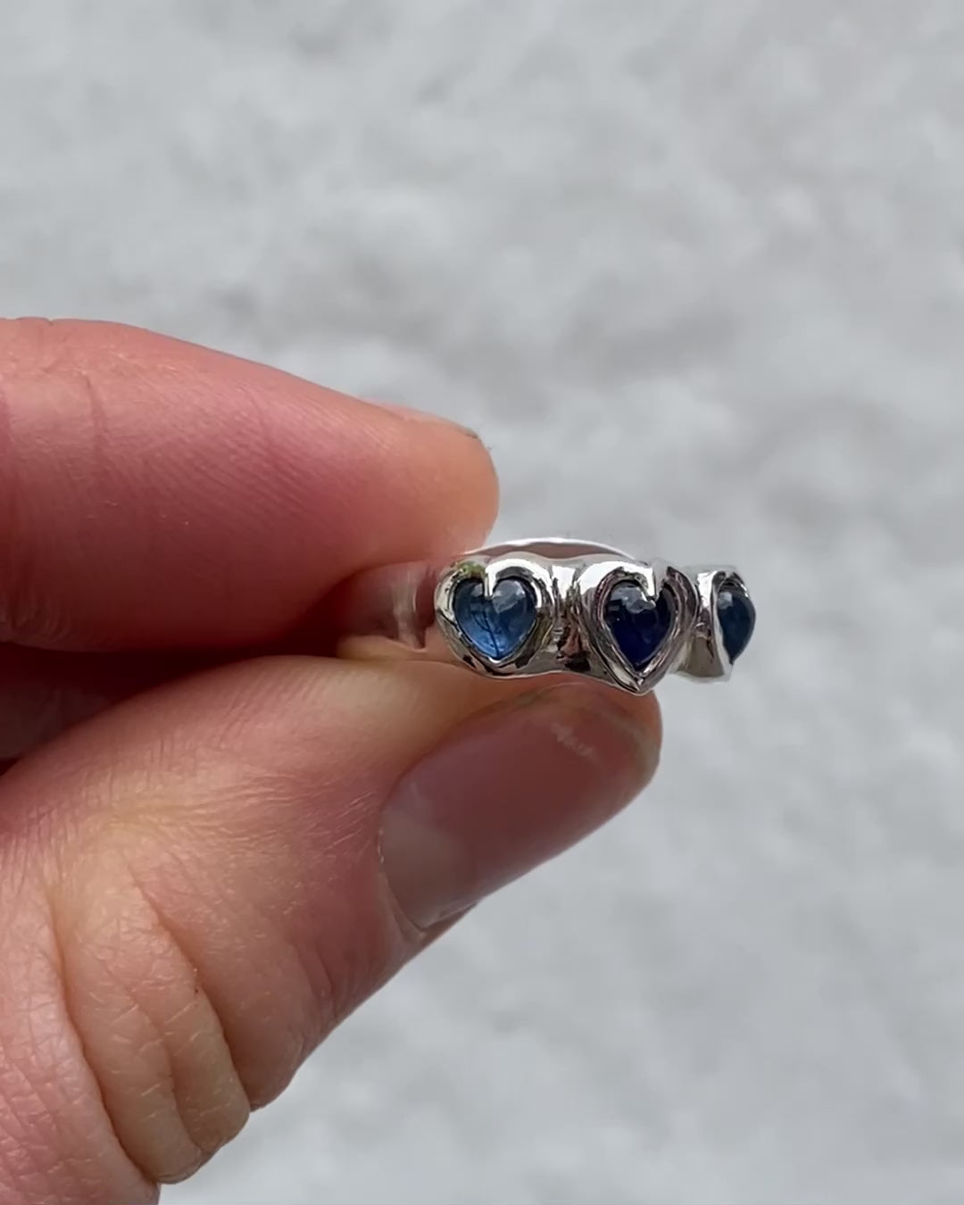 Blue Sapphire Hearts Ring K 1/2